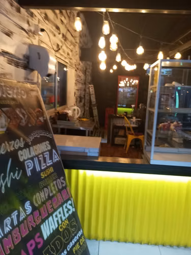 EXCELENTE OPORTUNIDAD, SE VENDE PROPIEDAD COMERCIAL