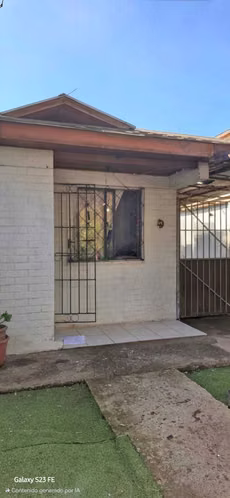 Vende Casa en Pte Alto , Los Robles  (123861)