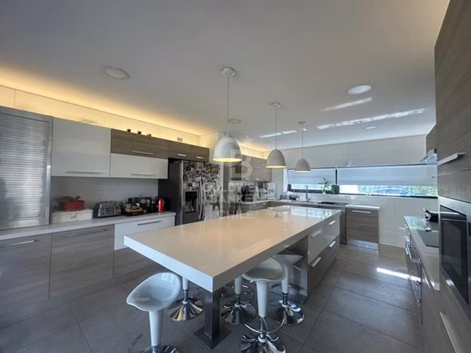 Condominio Polo IV - Cercana a Colegios - Chicureo