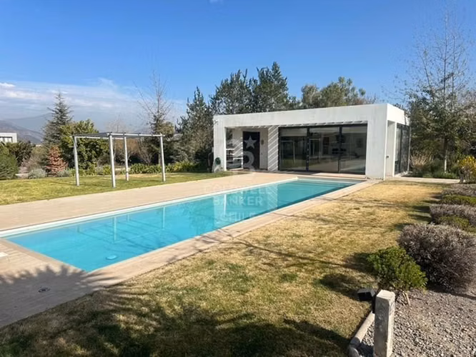 Condominio Polo IV - Cercana a Colegios - Chicureo