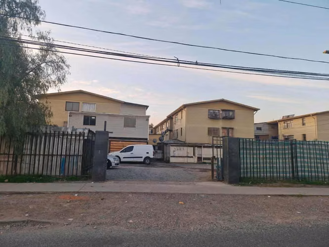 Dpto. primer piso frente a Hospital Padre Hurtado de San Ramón acepto subsidio DS 1