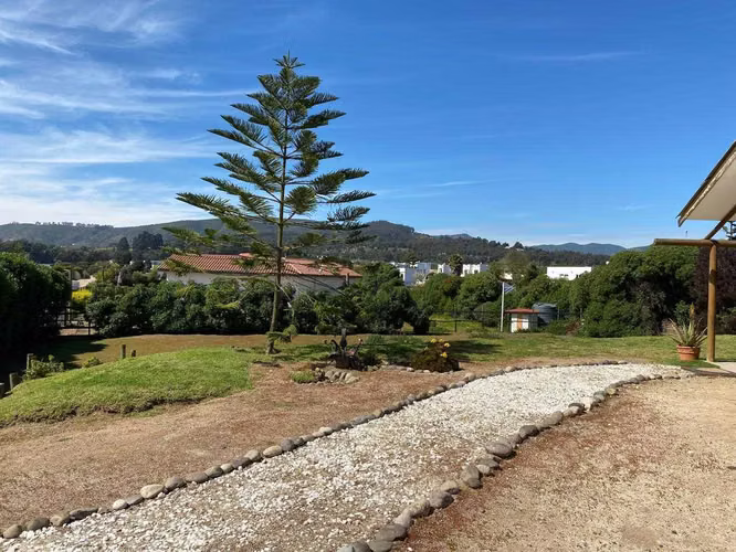 Amoblada 3 D-4 B-jardín Con gran terreno (124072)