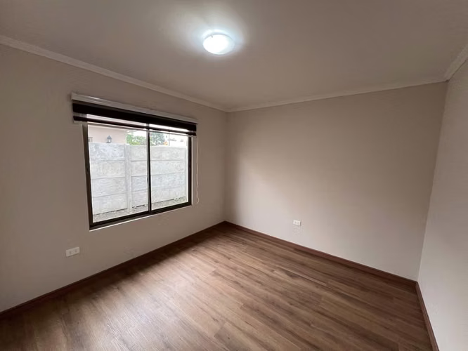 Vendo Casa nueva en condominio, 3 dormitorios, 1 baño, con dos estacionamientos