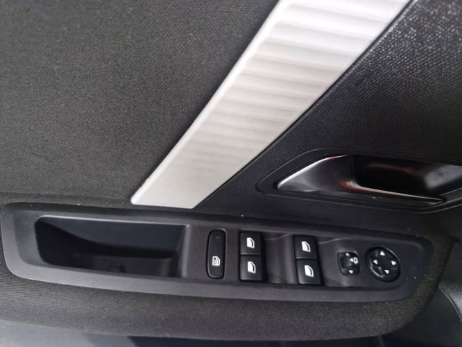 CITROEN C4 BLUE HDI 2022 AUTOMÁTICO