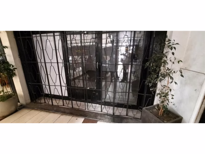 VENTA Local Comercial con Baño Escuela Militar Las Condes