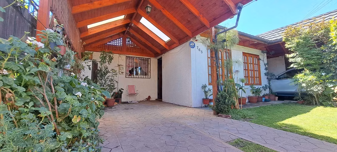 Hermosa casa en Avenida