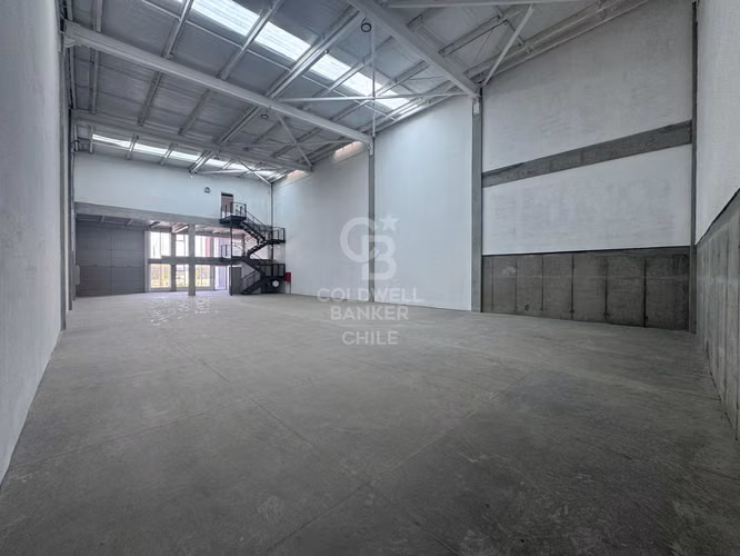 Bodega Premium en Lampa: Acceso y Seguridad 24/7