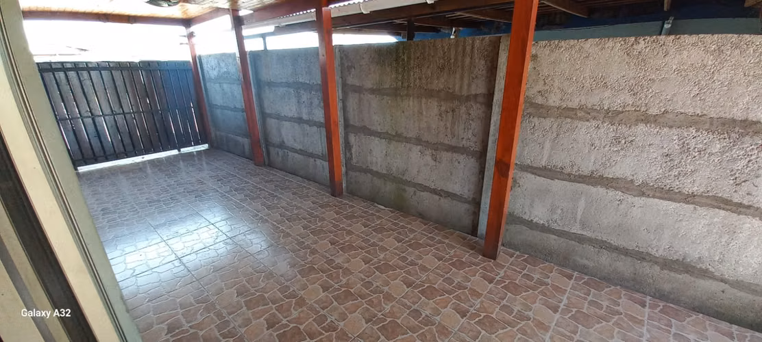 Vendo Casa en Villa el Eucaliptus, Sector Monterilla - Teno