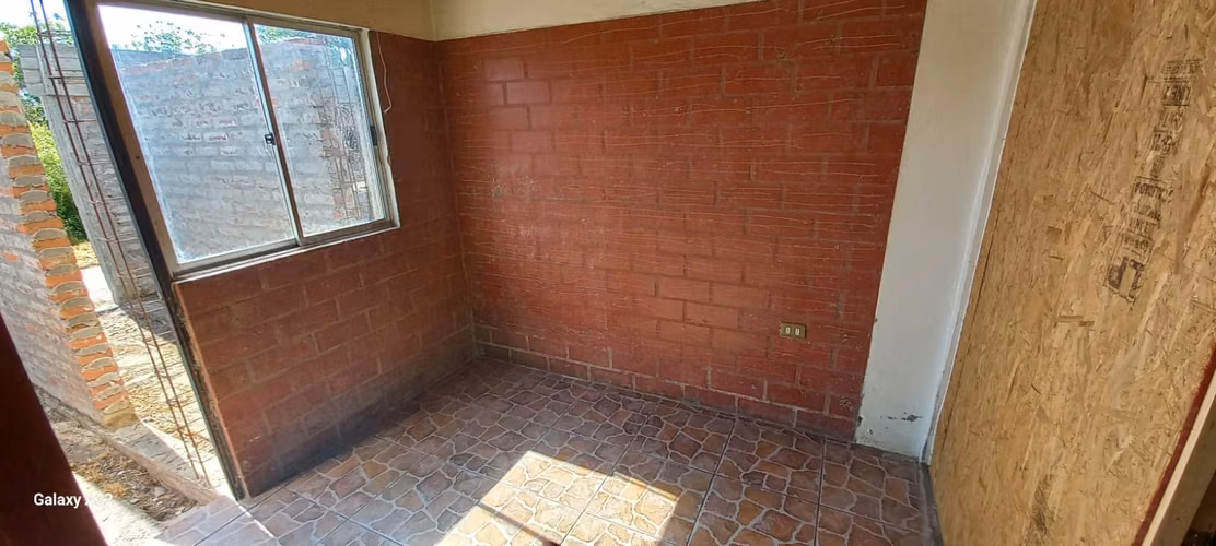 Vendo Casa en Villa el Eucaliptus, Sector Monterilla - Teno
