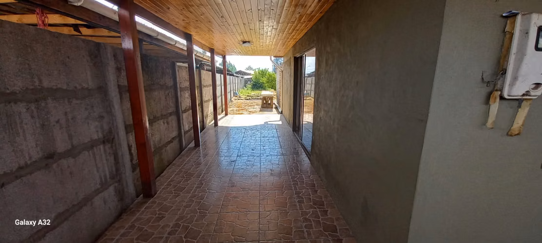 Vendo Casa en Villa el Eucaliptus, Sector Monterilla - Teno
