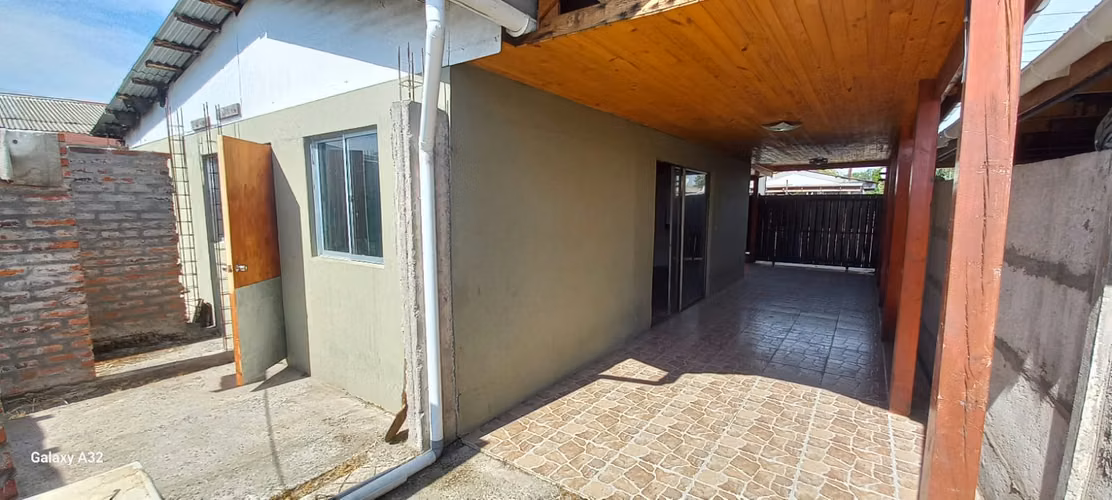 Vendo Casa en Villa el Eucaliptus, Sector Monterilla - Teno