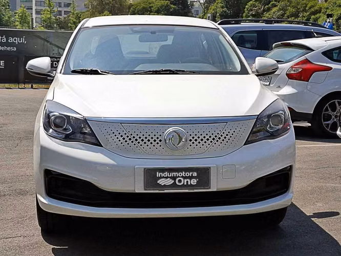 DONGFENG E70 2025