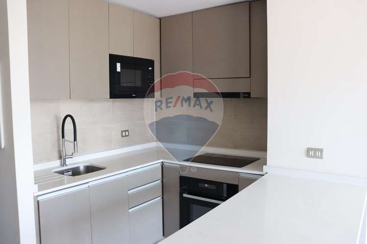 Arriendo moderno depto vista oriente - Imagen 1