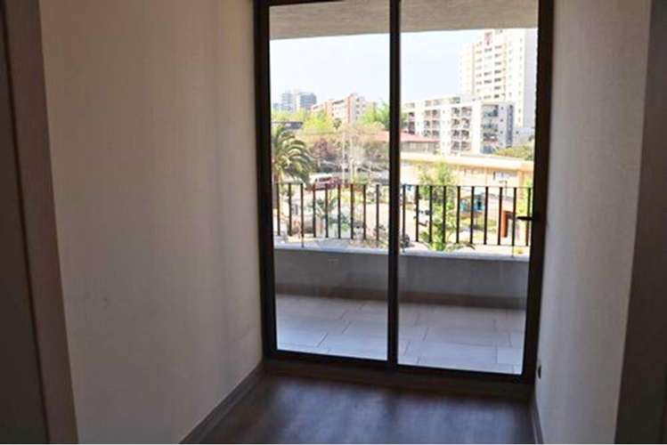 Arriendo moderno depto vista oriente - Imagen 8