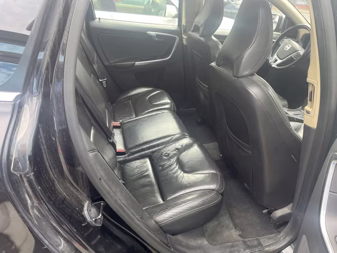 2012 - VOLVO XC 60 D5 DIESEL