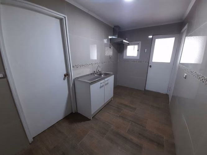 SE VENDE AMPLIA CASA EN  SECTOR JULIO DURÁN