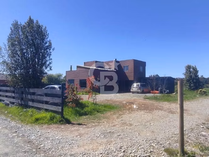 2 casas en Parcela a 7 minutos del Centro de Puerto Varas