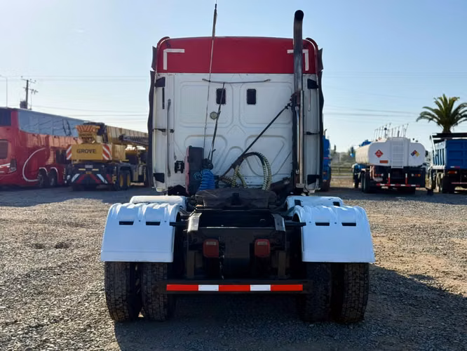2016 Tractocamion Freightliner Cascadia 125 – con Kit Hidráulico