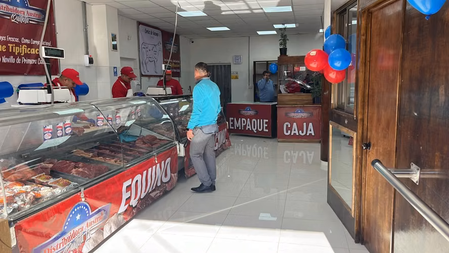 Arriendo local comercial en zona estratégica