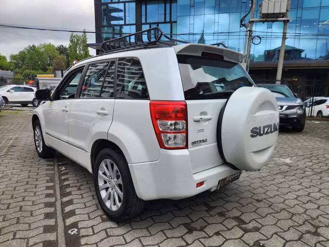 SUZUKI GRAND NOMADE 2015 AUTOMÁTICO