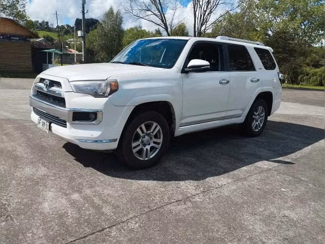 TOYOTA 4RUNNER  2014 - Imagen 8