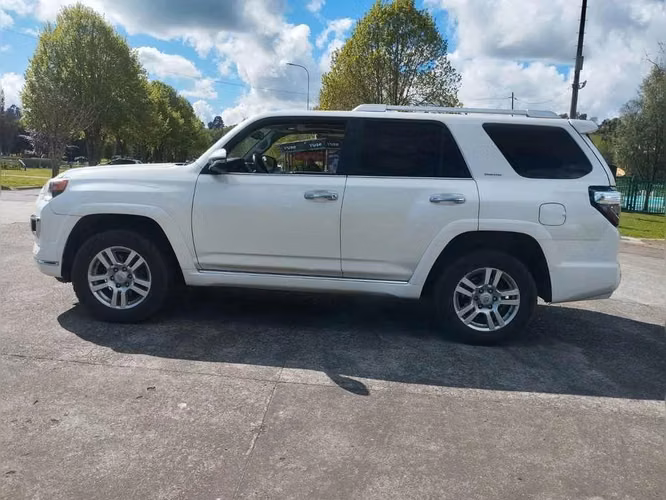 TOYOTA 4RUNNER  2014 - Imagen 6