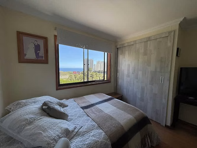 Casa SE ARRIENDA HERMOSA CASA CON VISTA AL MAR (CÓD. 546)