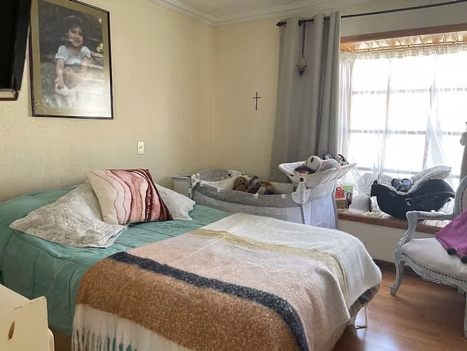 Casa SE ARRIENDA HERMOSA CASA CON VISTA AL MAR (CÓD. 546)