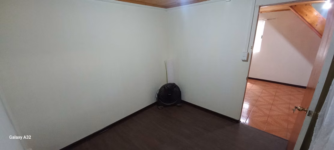 Se Vende Amplia Propiedad Esquina en Molina - Imagen 13