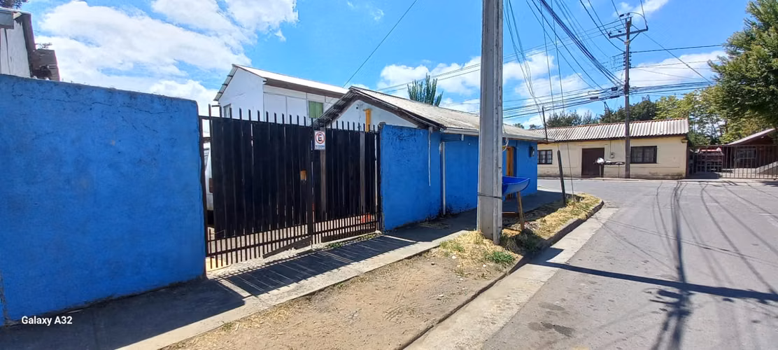 Se Vende Amplia Propiedad Esquina en Molina - Imagen 20