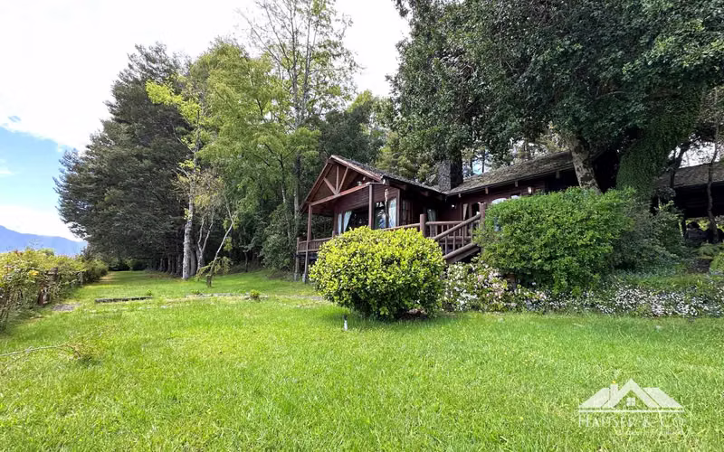Increible casa frente al lago entre Villarrica y Pucon - 10 Personas