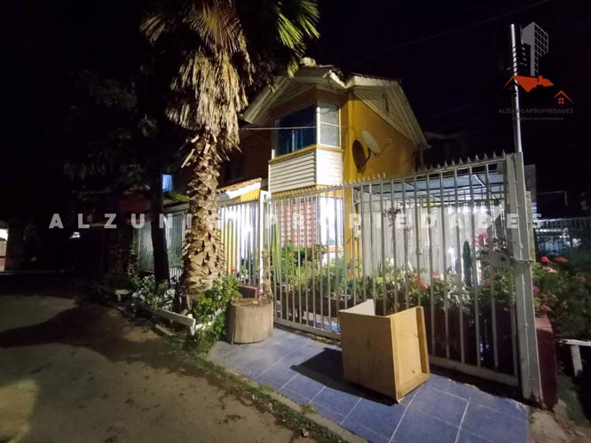 SE VENDE ESPACIOSA CASA SAN BERNARDO (126669)