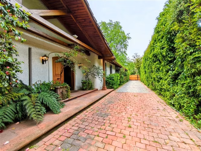 CASA Av. La Dehesa