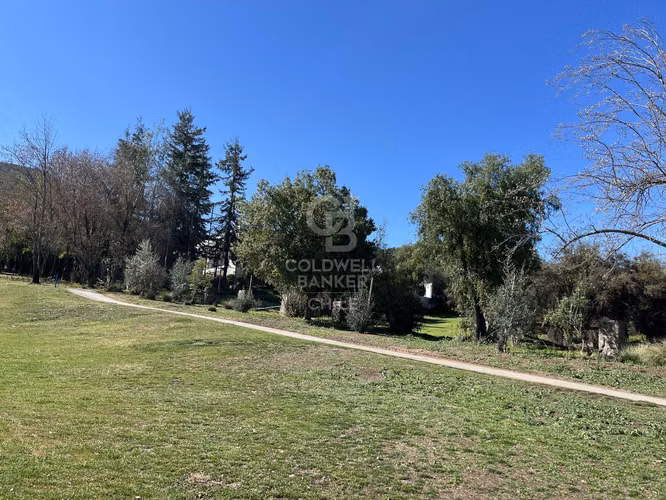Sitio en Exclusivo condominio Valle Escondido