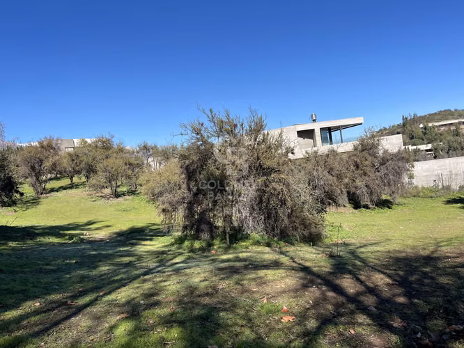 Sitio en Exclusivo condominio Valle Escondido