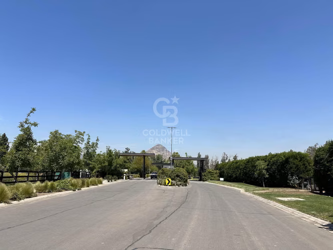 Sitio en Condominio Los Nogales Chicureo