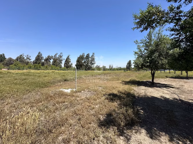 Sitio en Condominio Los Nogales Chicureo