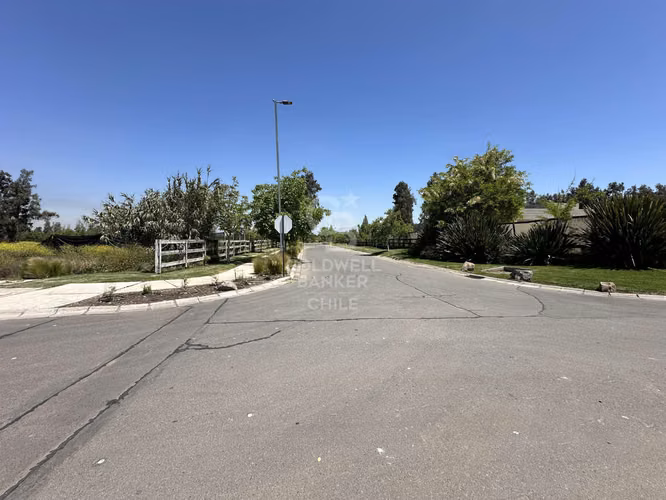Sitio en Condominio Los Nogales Chicureo
