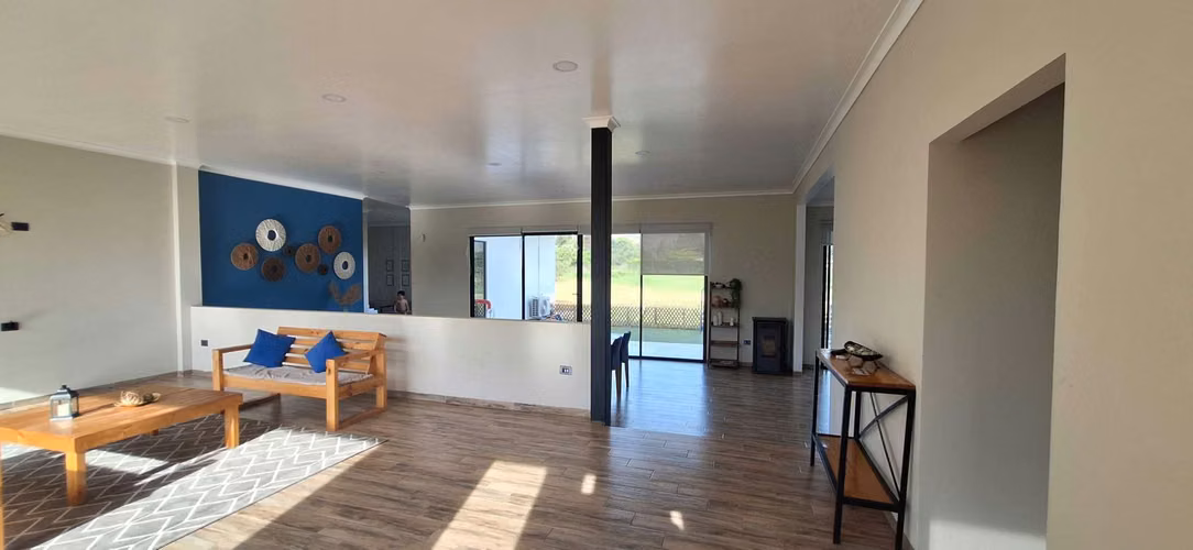 Gran Oportunidad: Parcela con Casa Sólida (126928)