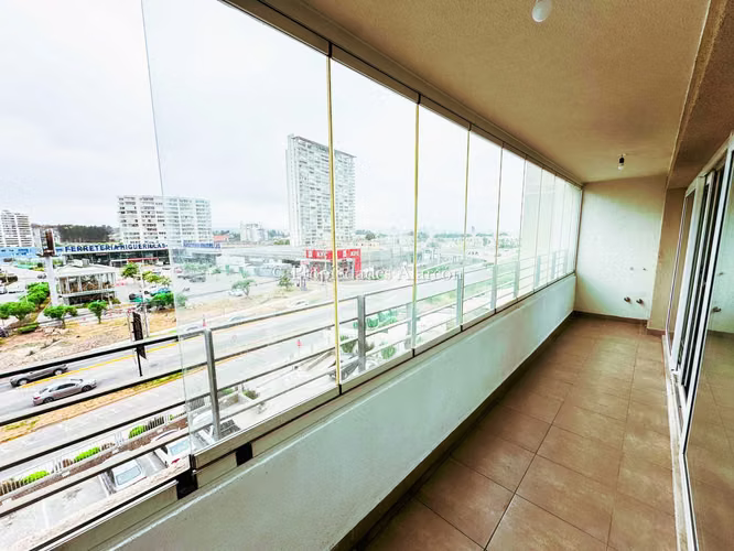 REMODELADO CON DOBLE TERRAZA VISTA AL MAR (126985) - Imagen 14