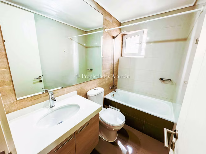 REMODELADO CON DOBLE TERRAZA VISTA AL MAR (126985) - Imagen 9