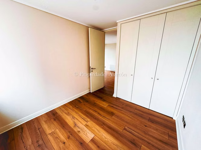 REMODELADO CON DOBLE TERRAZA VISTA AL MAR (126985) - Imagen 11
