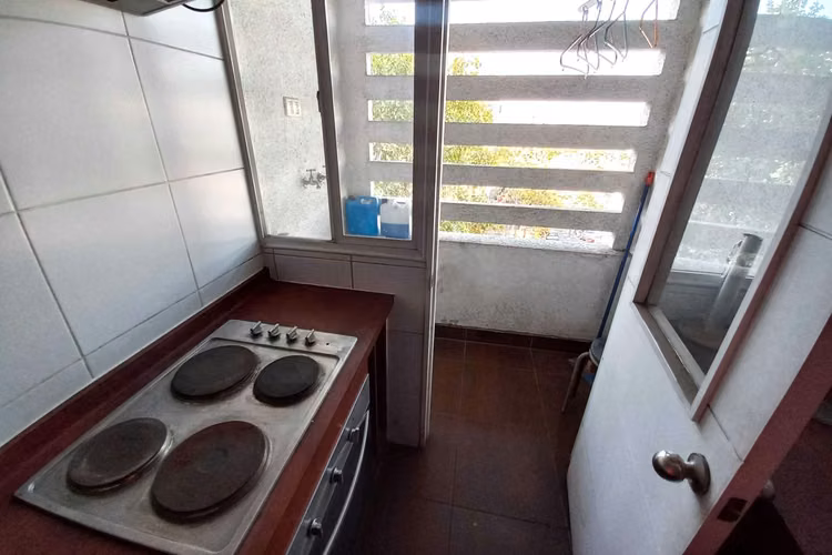 AMPLIO DEPARTAMENTO EN MACUL! (127000)