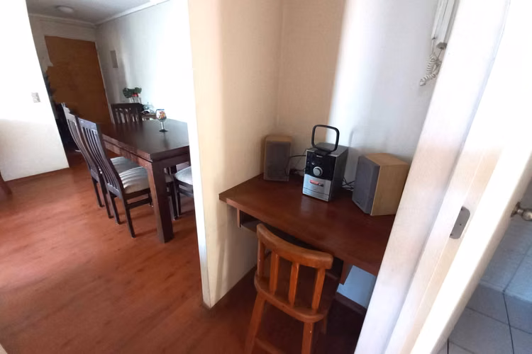 AMPLIO DEPARTAMENTO EN MACUL! (127000)