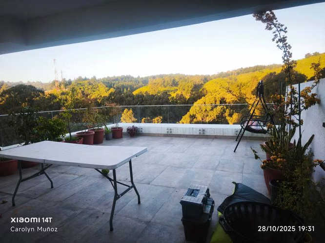 Duplex en barrio La Foresta. (127045)