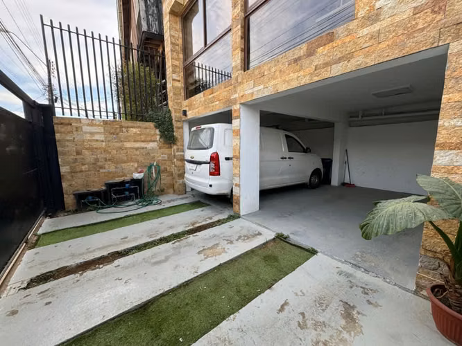 Venta de Edificio Con Dos Departamentos en Quilpue