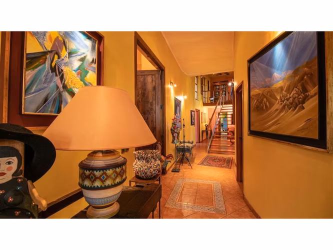 Casa En ARRIENDO CON COMPROMISO DE COMPRA En Lo Barnechea