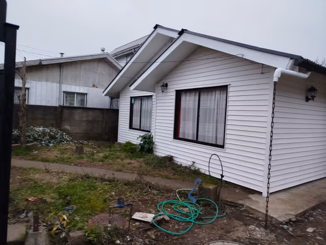EXCELENTE CASA DE UN PISO, BOMBERO HERNANDEZ, VALDIVIA