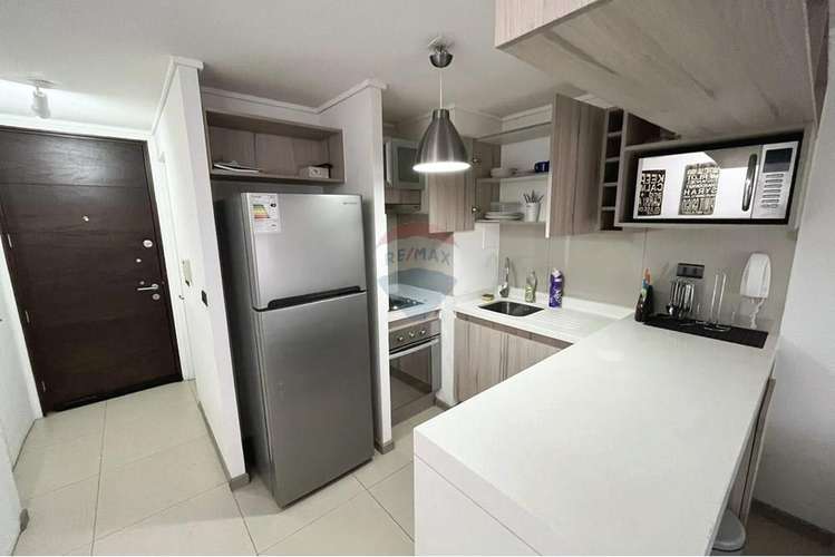 Moderno estudio con terraza en irarrázaval ñuñoa - Imagen 2