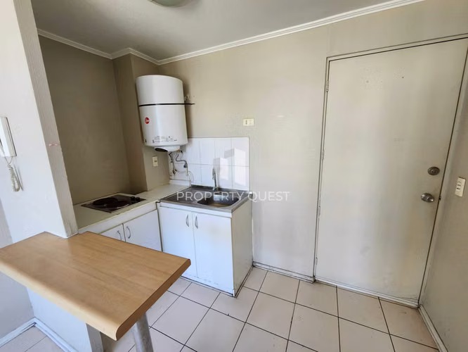 ARRIENDO DEPTO 1D+1B A PASOS USS (127458)